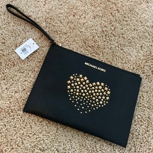 Michael Kors Clutch Wristlet Bag Studded Heart Black Saffiano Leather NWT